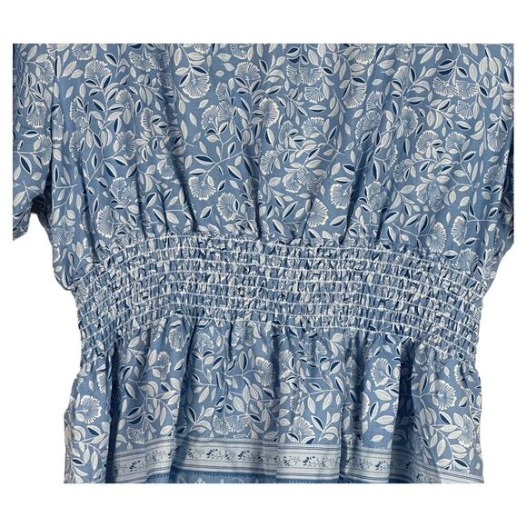 Seven Islands Floral Short sleeved blouse blue and white 2x - Picture 3 of 12